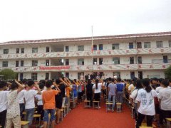 吉安安?？h城東學(xué)校18.5KW箱式無負(fù)壓供水設(shè)備一套